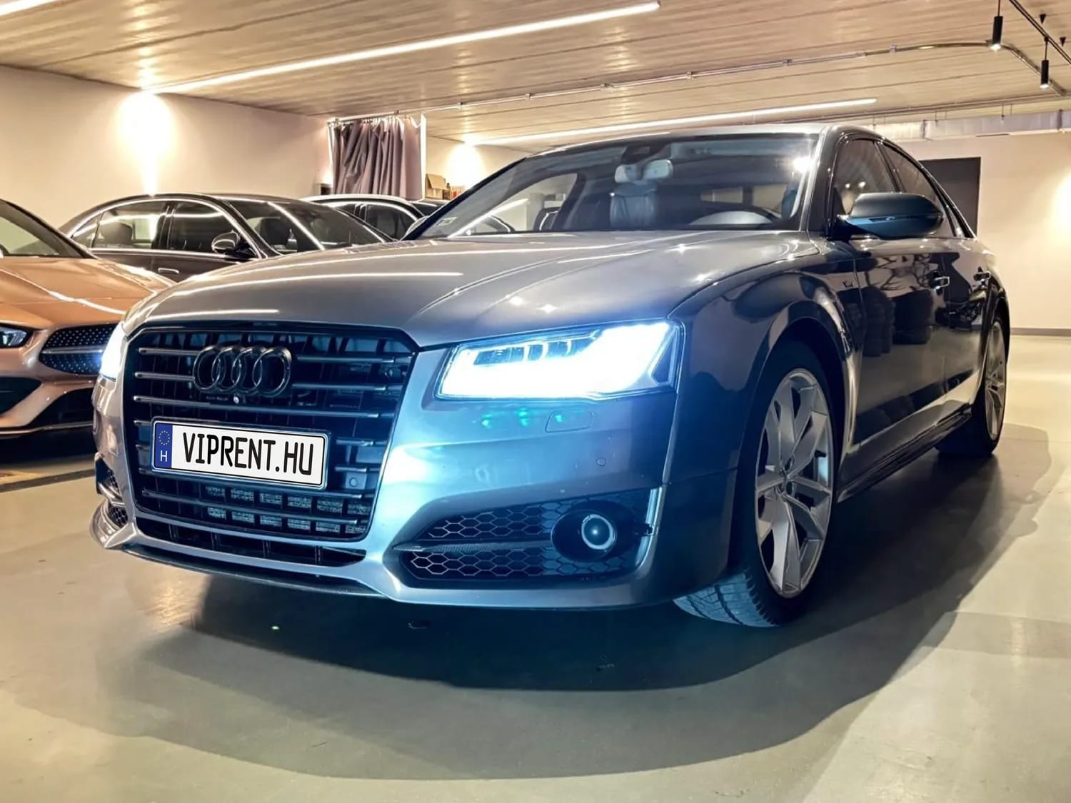 Audi S8 Plus