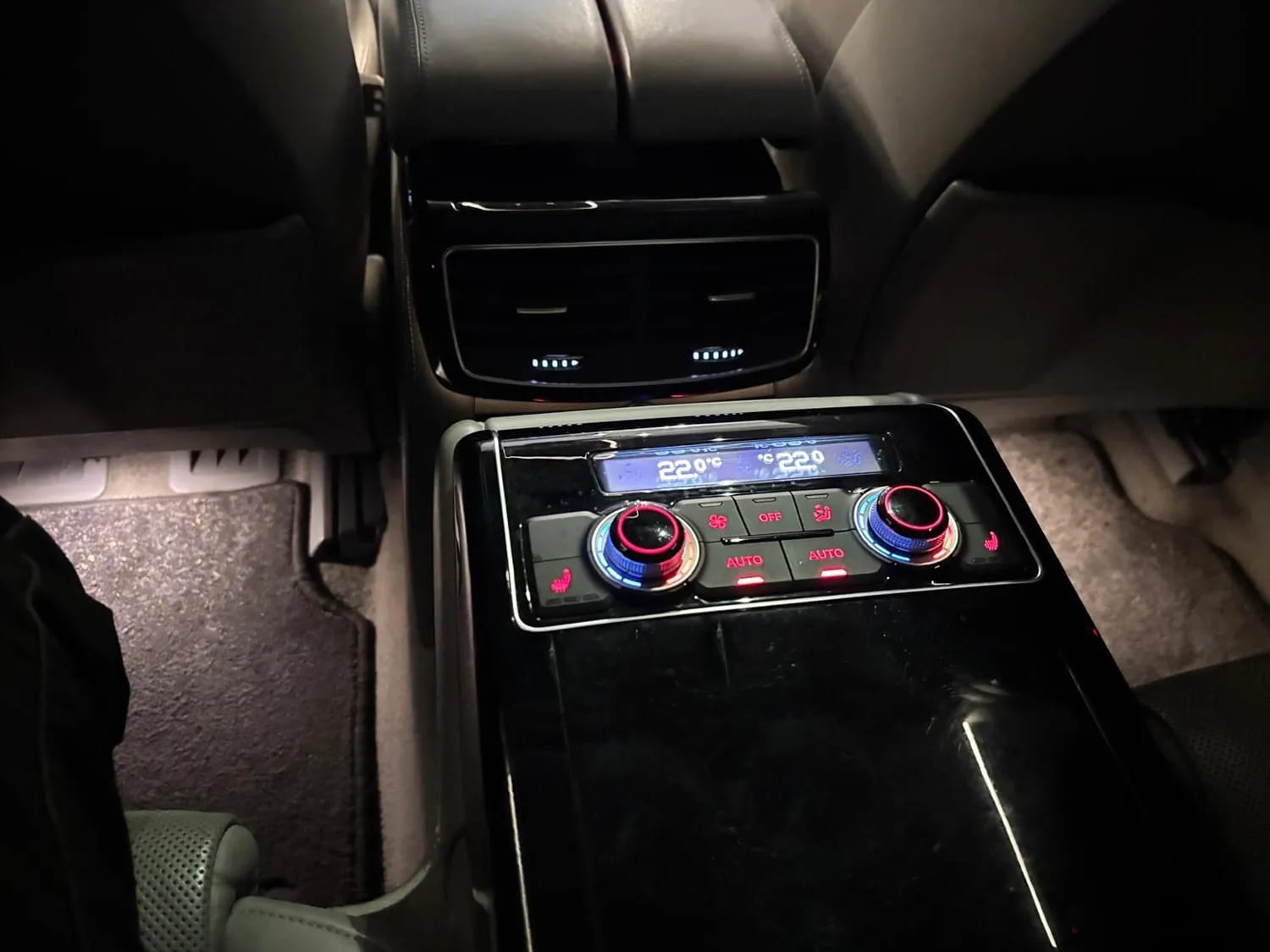 Audi S8 Plus