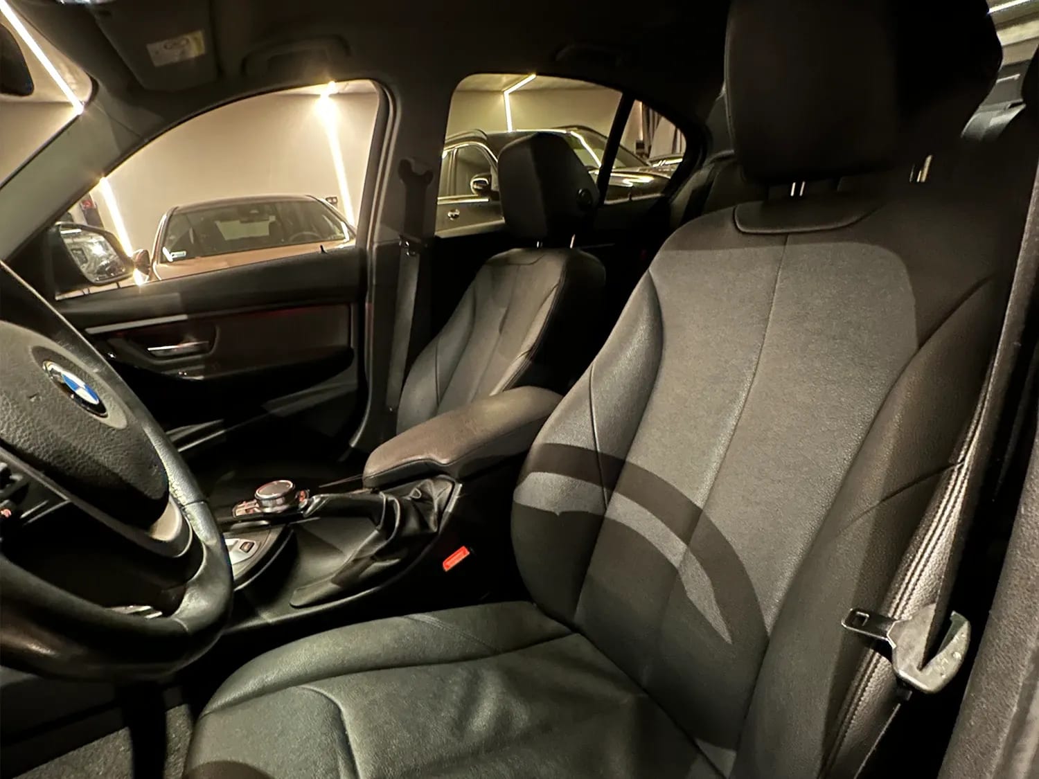 BMW 330e Hybrid