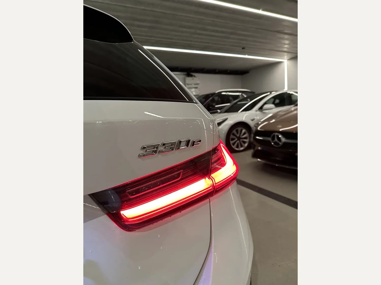 BMW 330e Hybrid M Packet