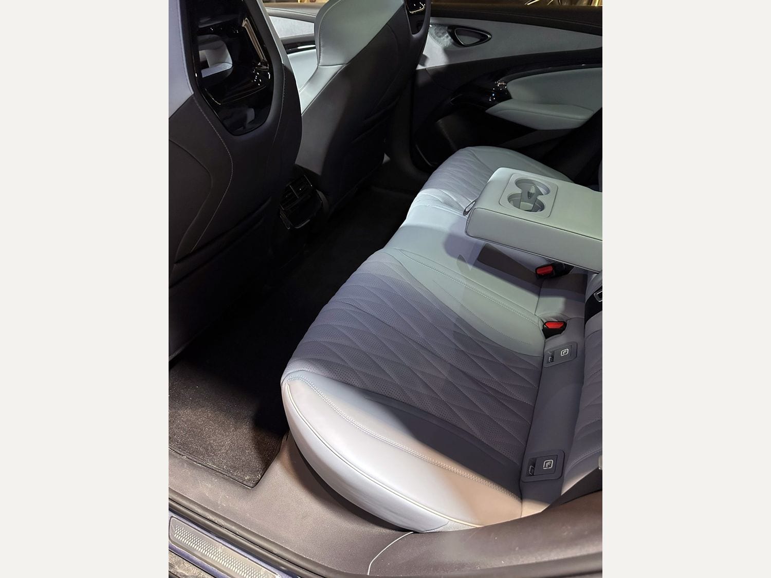 BYD Seal 3.8