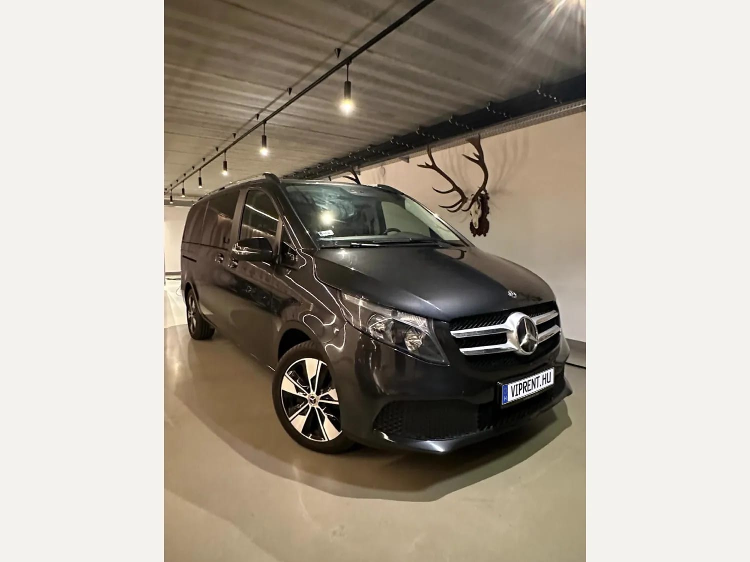 Seven-Seat V.I.P. Conference Van